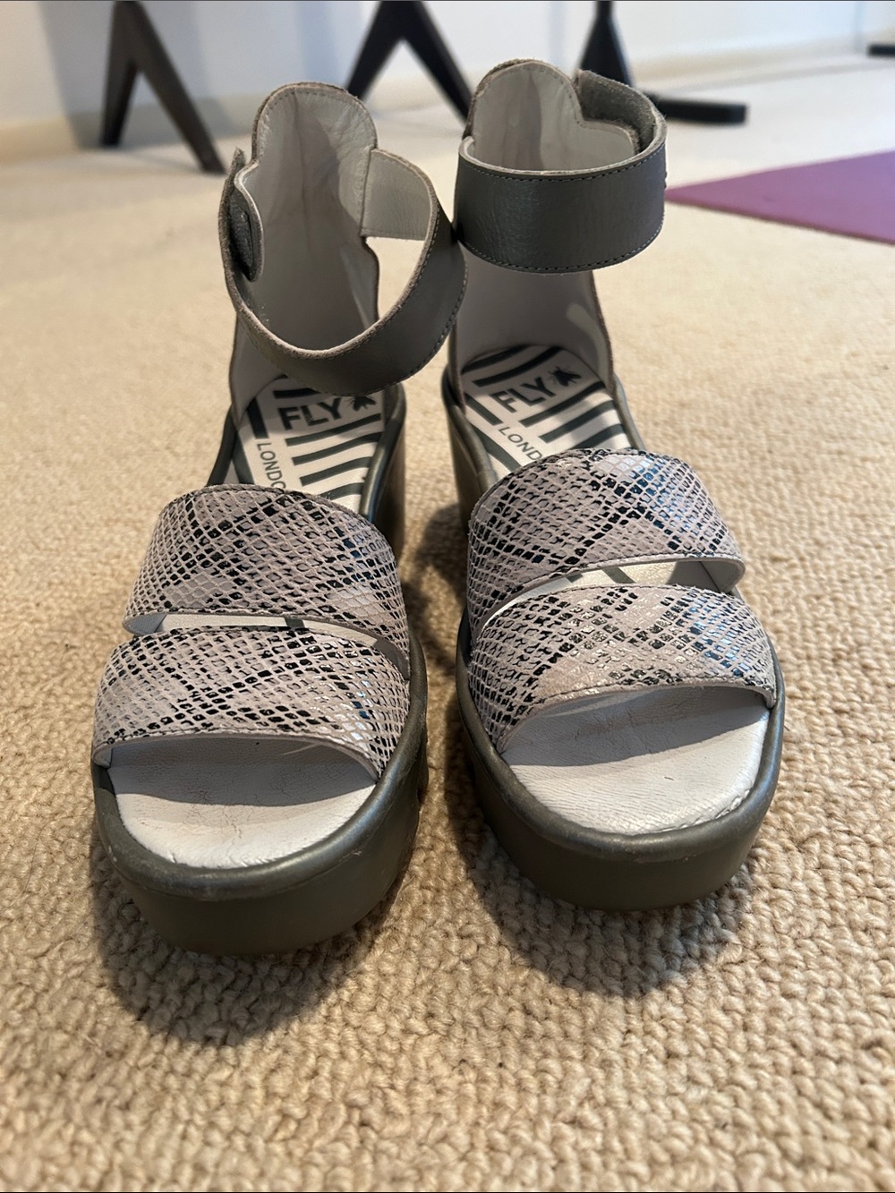 Fly London Gray Snake-Print Ankle-Strap Sandals size 38 (7.5 USA) - Picture 3 of 7